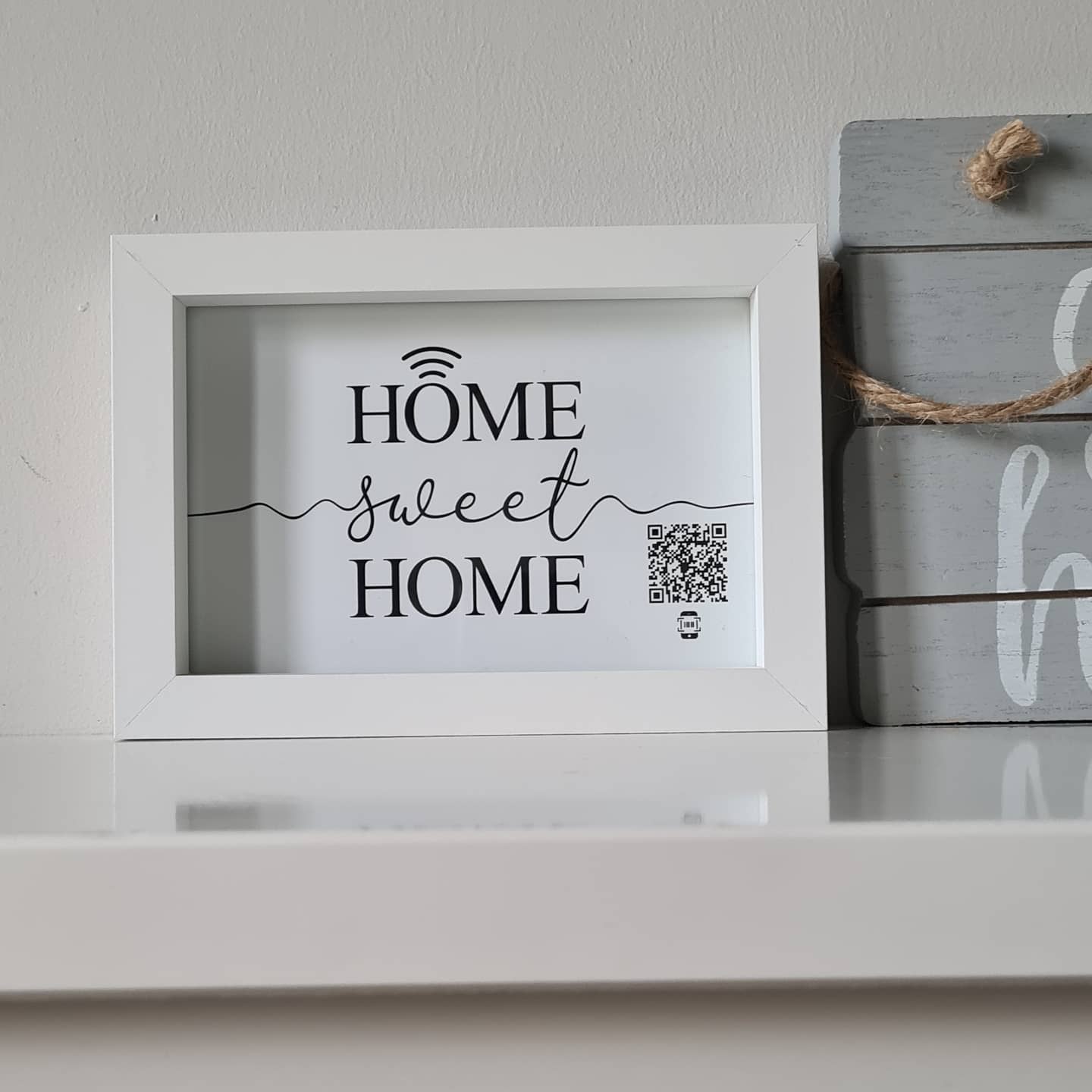 "home sweet home" photo frame