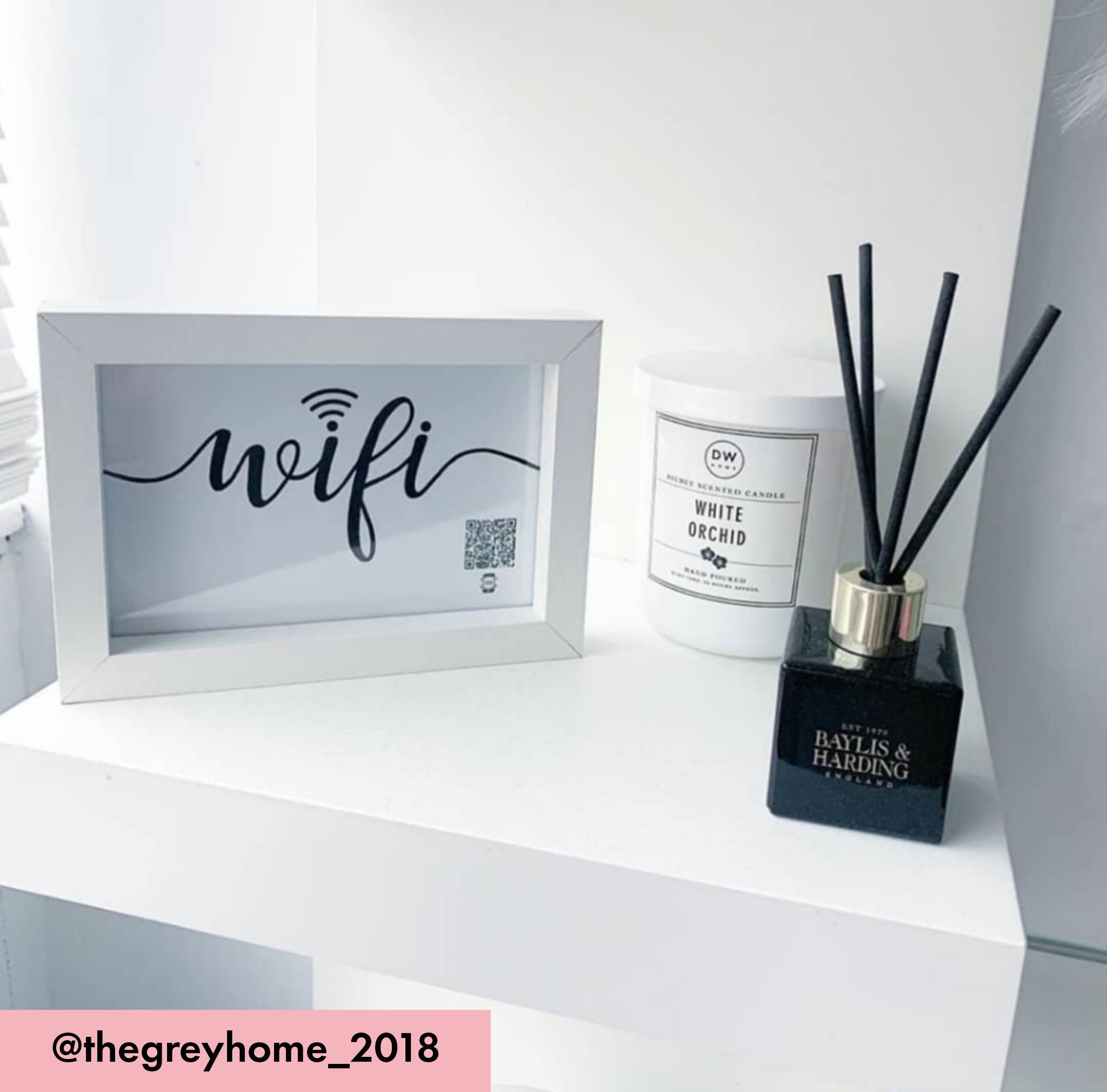"wifi" photo frame